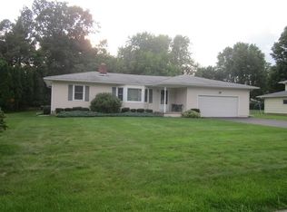 1687 Qualtrough Rd, Rochester, NY 14625