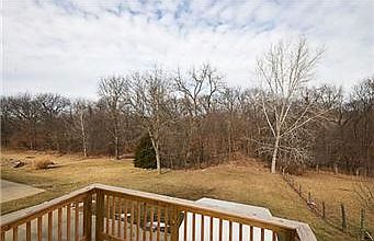 4th image of 1874 Gates Dr W