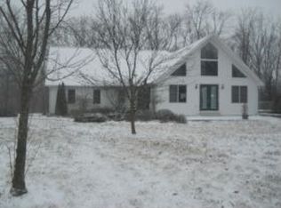 2832 Carson Hwy, Adrian, MI 49221