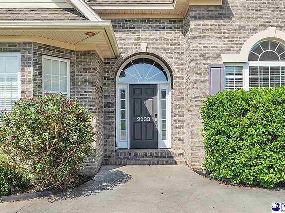 4th image of 2233 Waverly Woods Dr