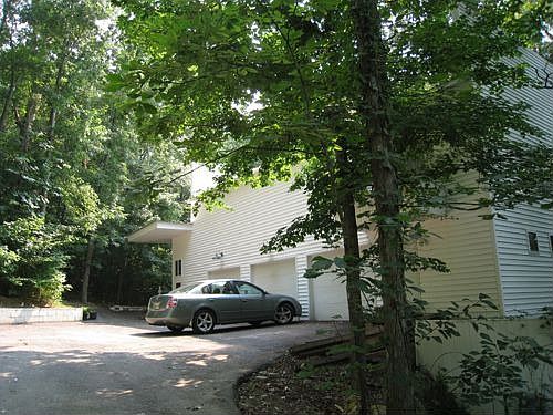 garage area