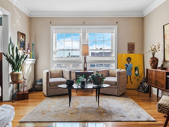 4th image of 2615 Park Ave APT 513