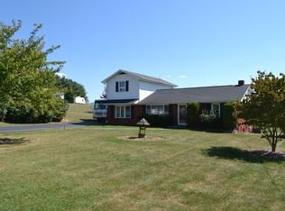 71 Indian Ridge Rd, Greenville, VA 24440