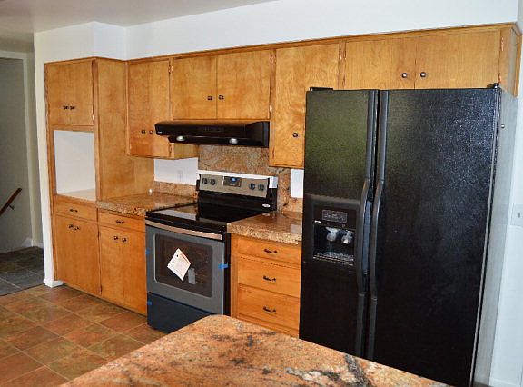 3rd image of 1166 Mojave St