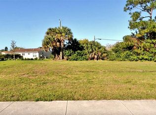 S Biscayne Dr #4, North Pt, FL 34287