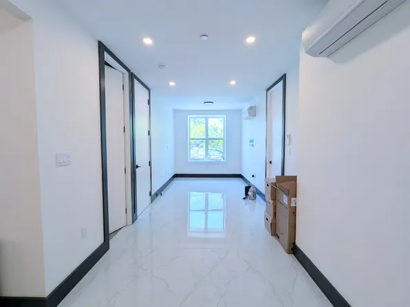 1330 Dekalb Avenue image 1 of 14