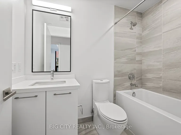 36 Brentcliffe Rd #201 — Photo 17