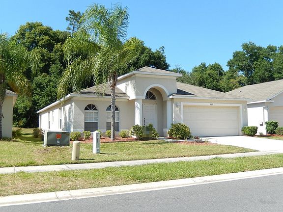 3rd image of 3803 Rollingsford Cir