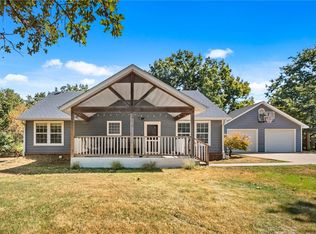 22362 Sawmill Rd, Siloam Springs, AR 72761