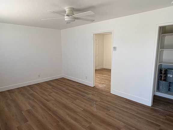 2nd image of 719 E Roosevelt Ave