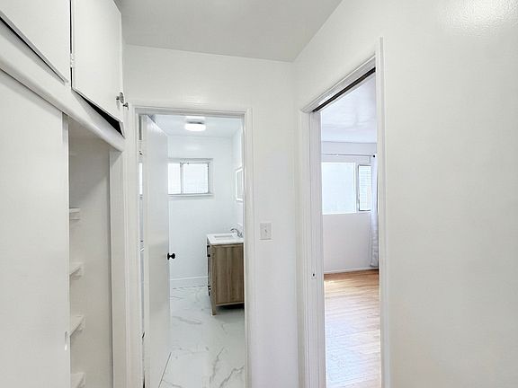4th image of 1724 E 1st St APT 5A