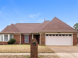 6688 Millgrove Park Dr, Memphis, TN 38135
