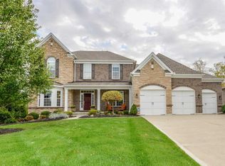 4900 Whispering Creek Ct, Maineville, OH 45039