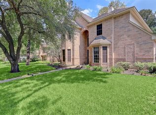 407 Lakeside Estates Dr, Houston, TX 77042