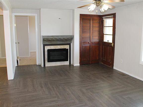 5th image of 25361 140th St