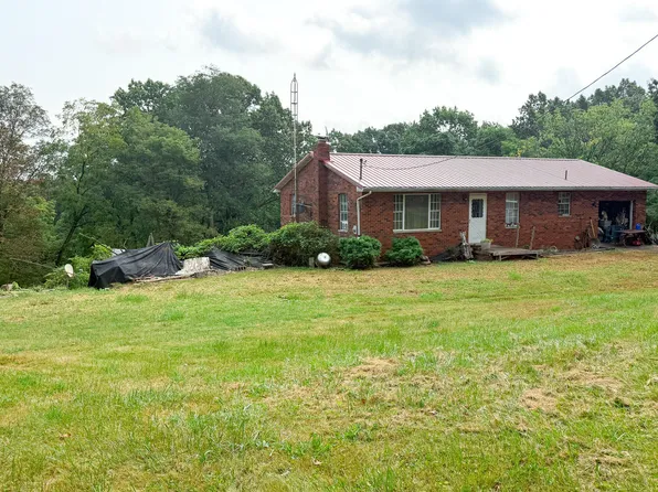 254 Riggenbach Hill Rd, Marietta, OH 45750