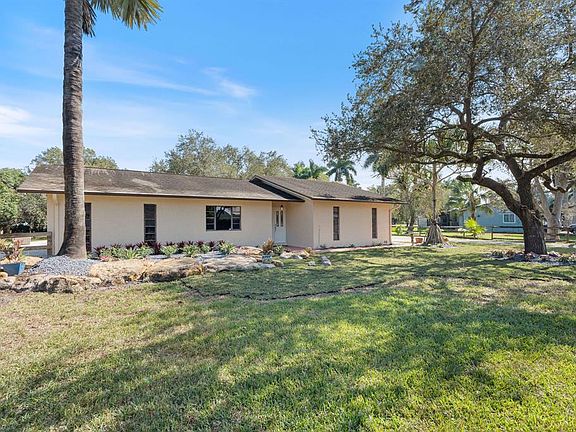 2nd image of 5400 SW 164 Ter