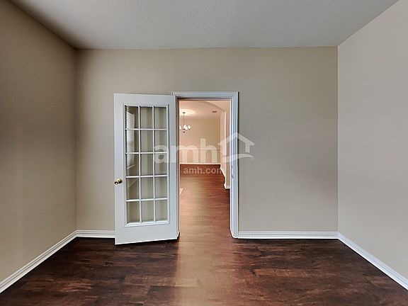 4th image of 3165 Kingswood Ct