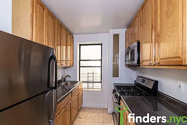 Rented by Clove Realty LLC