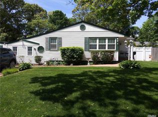 89 Eastwood Blvd, Centereach, NY 11720