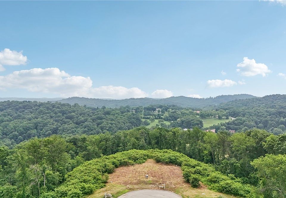 1st image of 5 Acres Ct