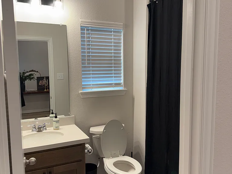 1072 Tara Ct — Photo 10