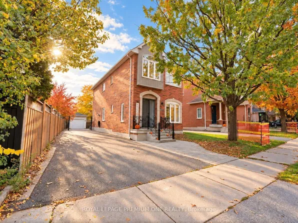 2673 Castle Hill Cres, Oakville, ON L6H 6J1