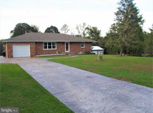 1263 Spring Valley Rd, Bethlehem, PA 18015