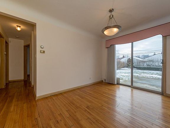 5th image of 4378 Urban Dr