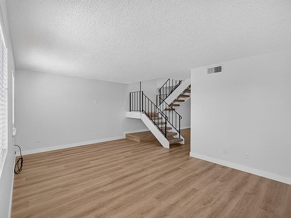 3rd image of 4215 Brookfield Dr