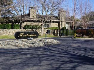 11469 Huntington Village Ln, Gold River, CA 95670