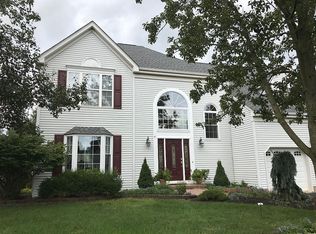 24 Bluebird Way, Raritan, NJ 08869