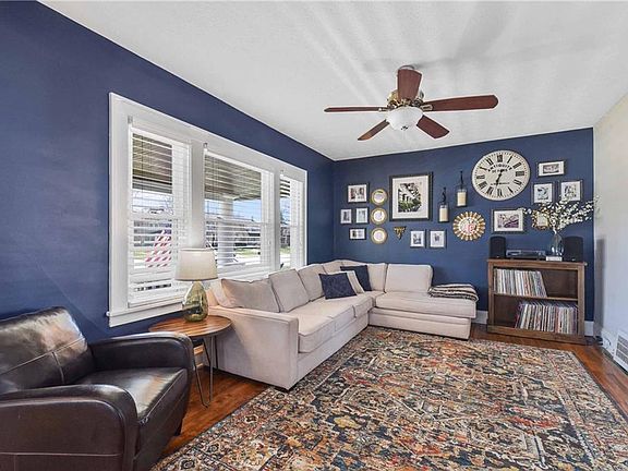 2nd image of 13988 Clifton Blvd
