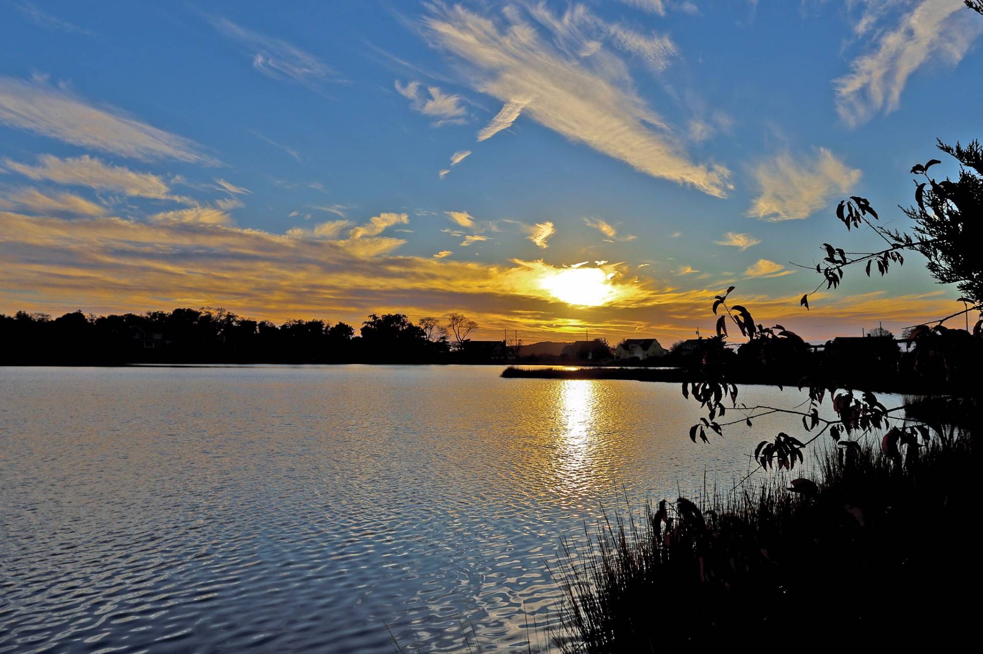 5 Edgemere Dr, Southampton, NY 11968 Out East