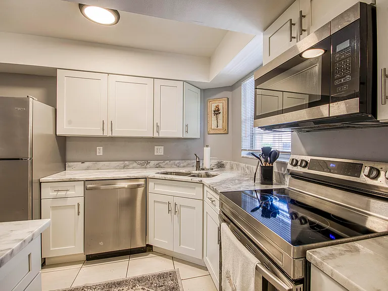 18081 SE Country Club Dr #16-151 — Photo 12