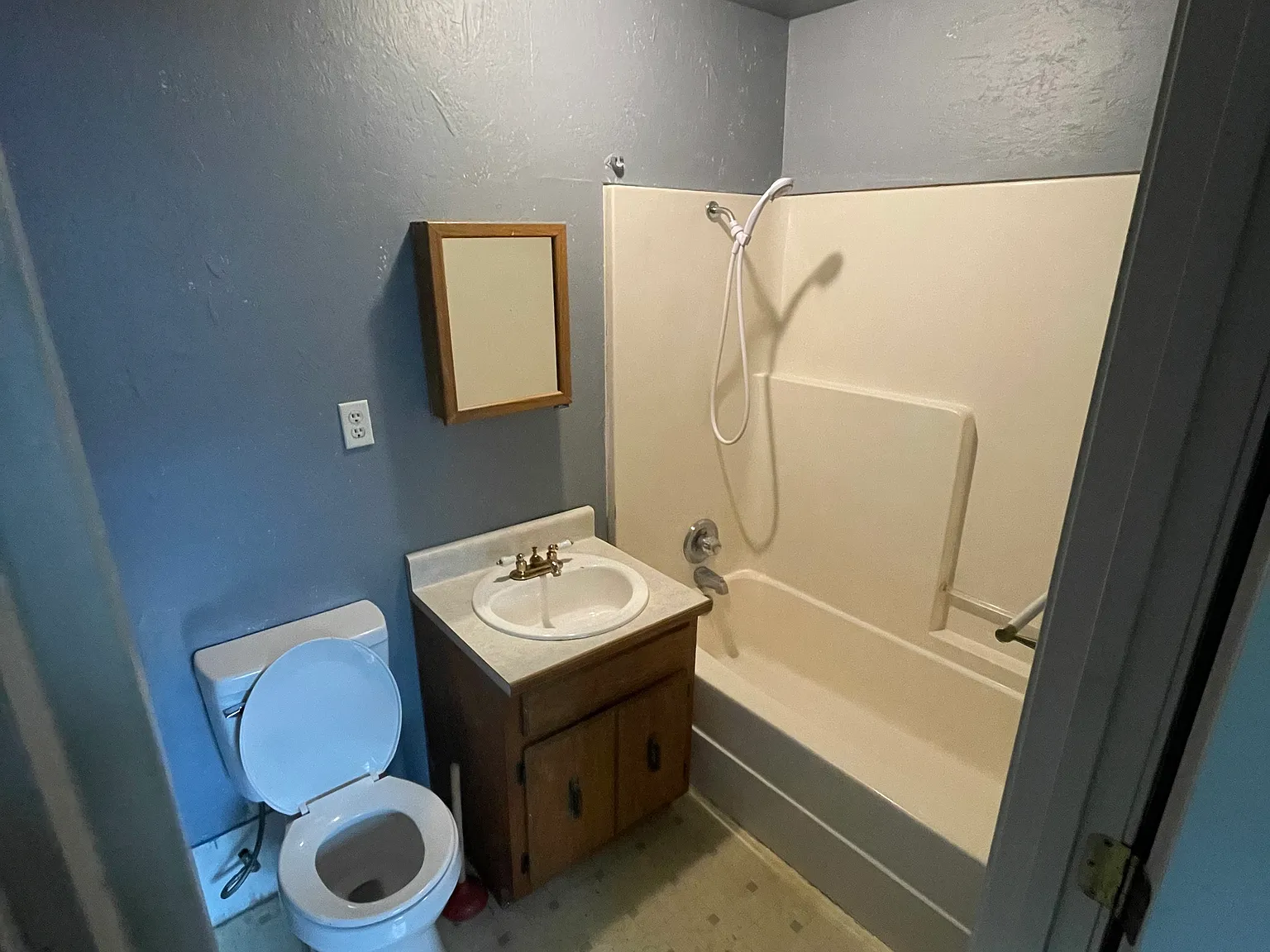 1 bed, 750 sqft, $750 — Photo 3