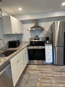 320 Newbury St APT 1104, Danvers, MA, 01923