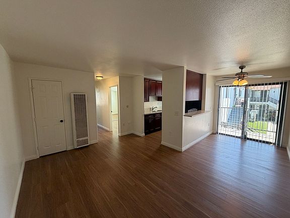 4th image of 920 Martin Luther King Jr Ave APT 211