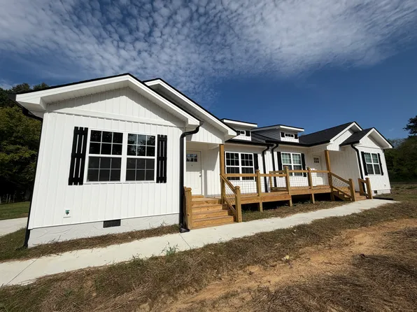 2316 Epperson Dr #A, Dalton, GA 30721