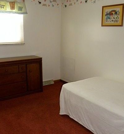 5th image of 564 Saint Lawrence Blvd