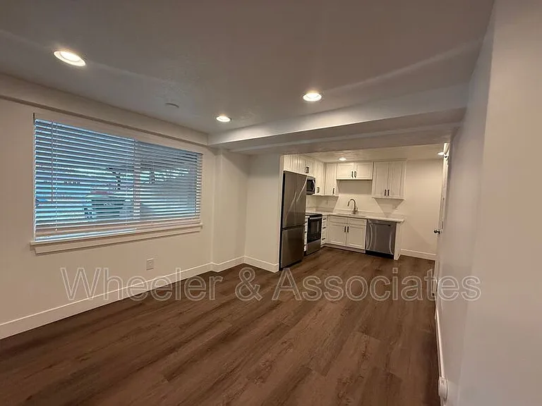 3714-3718 Brinker Ave — Photo 6