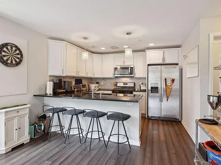 3621 Bryant Ave S #2 — Photo 4