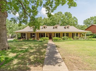 2188 E Tall Oaks Dr, Fayetteville, AR 72703