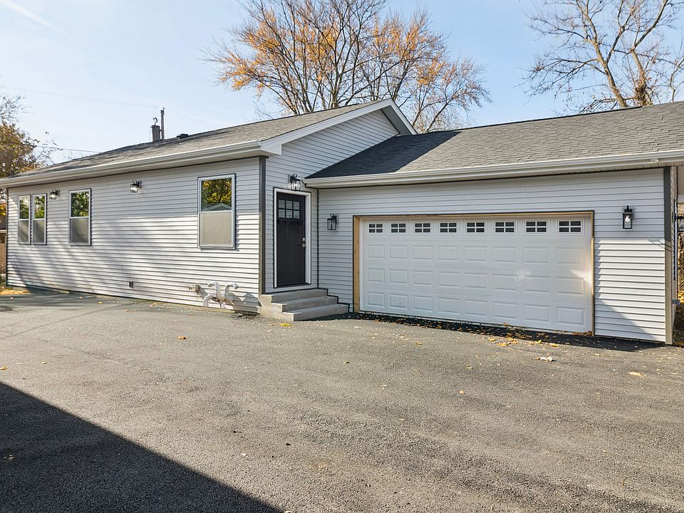 1st image of 302 Hughes Ave