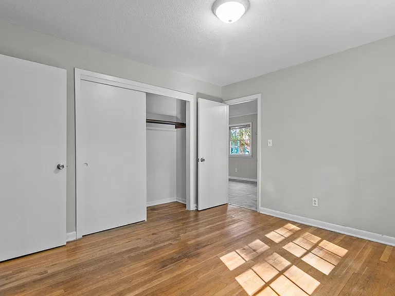 7505 Crown Ave — Photo 13