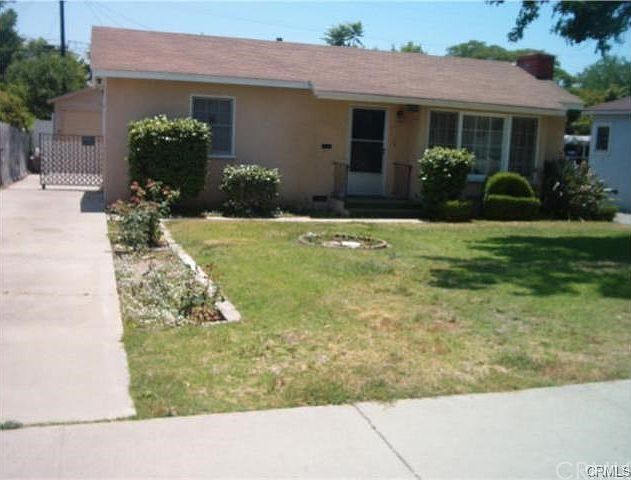 1st image of 854 Highland Ct