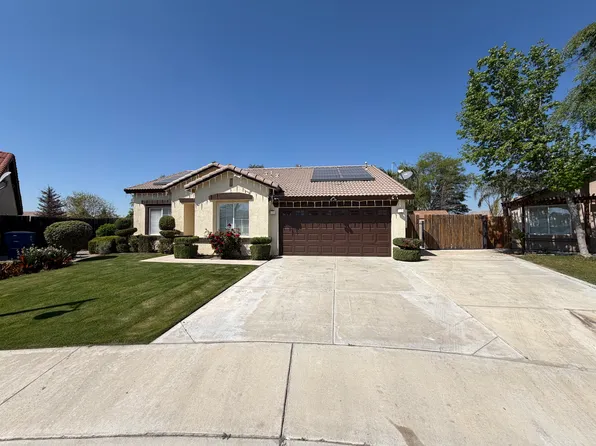 10722 Pinebrook Falls Dr, Bakersfield, CA 93312
