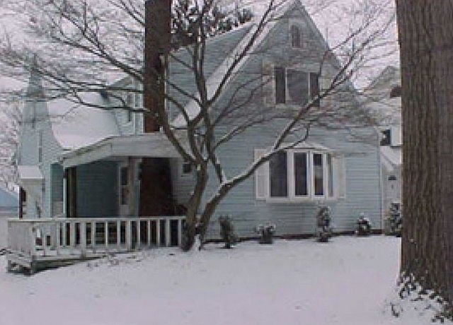 1st image of 433 Fairmount Ave NE