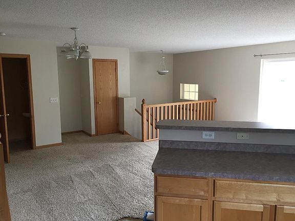3rd image of 366 Brickyard Dr