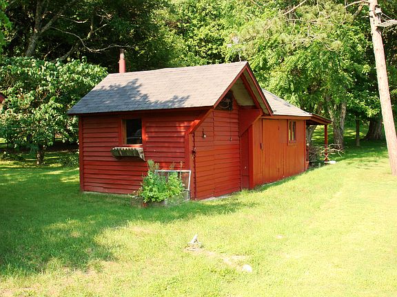 Outside storage/workshop